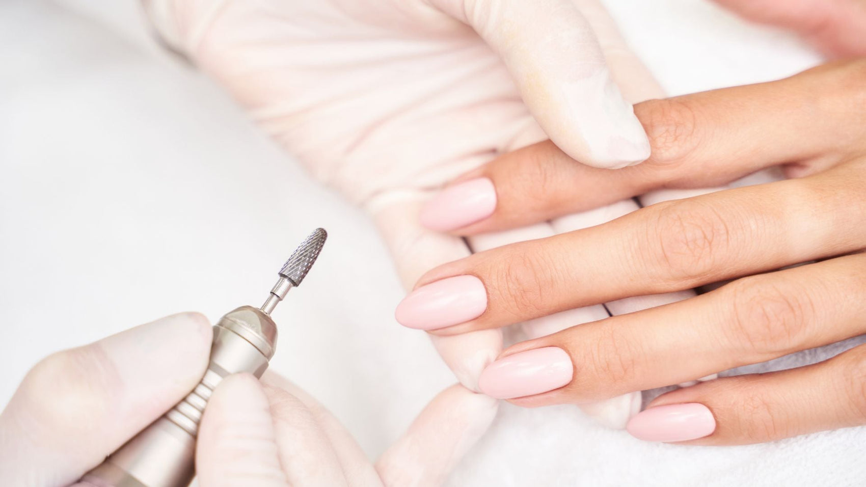 7 Ways to Keep Your Nails Strong at Home